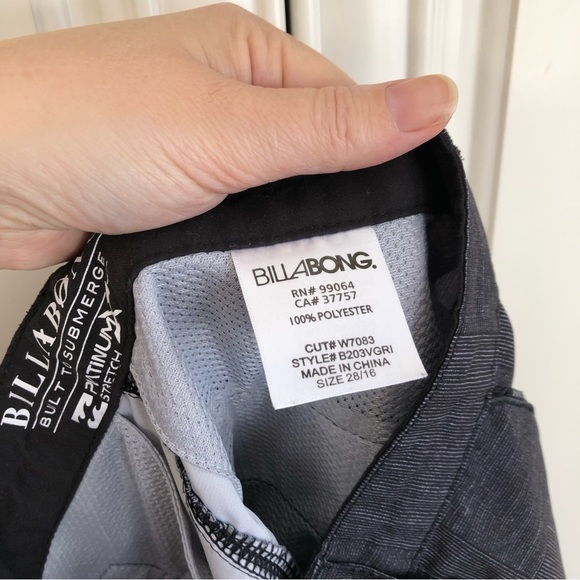 Billabong menโs board shorts - Picture 11 of 11